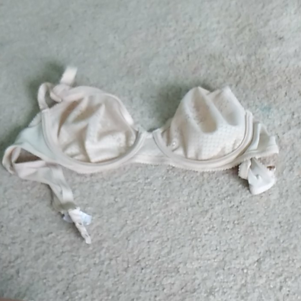 vs bra